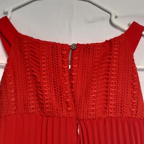 WORTH CHERRY RED PLEATED TO THE FLOOR DRESS NWT WOMEN'S SIZE 12 - Picture 10 of 14
